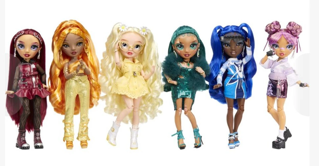Rainbow High Fashion Doll S4 (Meena Fleur / Mila Berrymore / Delilah Fields) - Assorted 7 Rainbow High Fashion Doll S4 (Meena Fleur / Mila Berrymore / Delilah Fields) - Assorted - Image 5