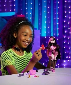 Monster High Core Draculaura Doll -Barbie Shop 71kdfTMCi6L. AC SL1500 52900.1675992322