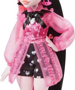 Monster High Core Draculaura Doll -Barbie Shop 81I9e0U cKL. AC SL1500 78772.1675992296