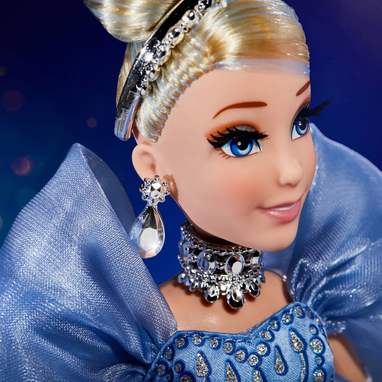Disney Princess Style Series Holiday Style Cinderella 4 Disney Princess Style Series Holiday Style Cinderella - Image 2