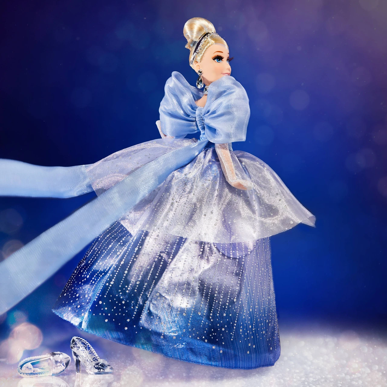 Disney Princess Style Series Holiday Style Cinderella 7 Disney Princess Style Series Holiday Style Cinderella - Image 5